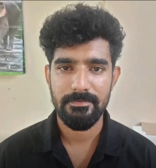 ബൈക്കിൽ ഇടിച്ചിട്ട് നിർത്താതെ പോയ കേസിലെ പ്രതിയായ കാർ ഡ്രൈവർ പിടിയിൽ